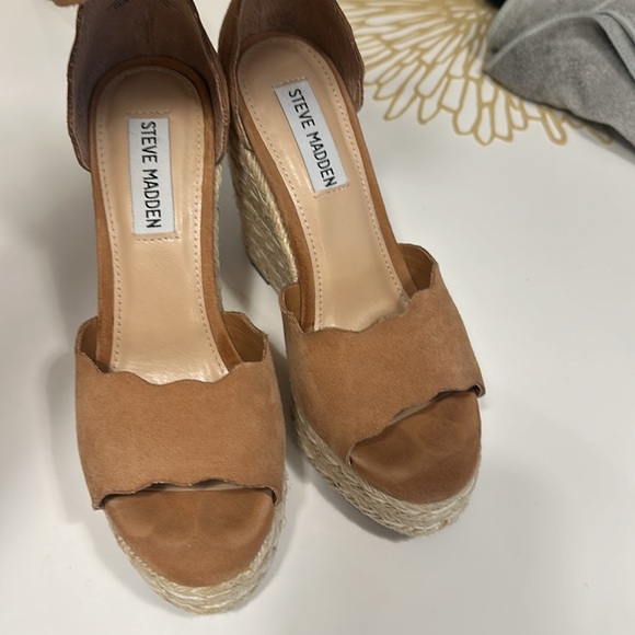 Steve Madden wedge sandal - Picture 6 of 10